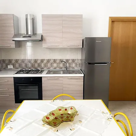L'Angolo Di Laura Comfortable Rooms 3*