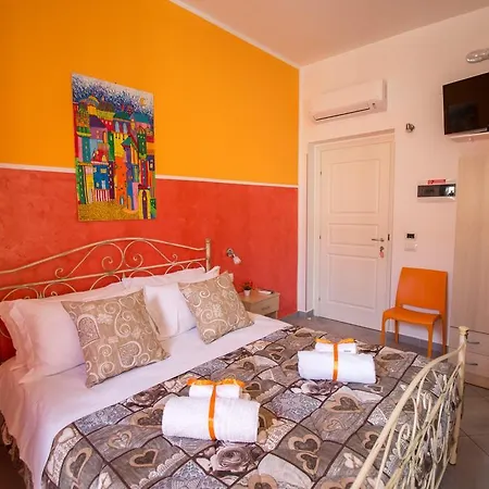 L'Angolo Di Laura Comfortable Rooms Guest house