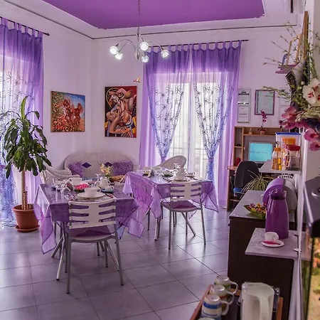 L'Angolo Di Laura Comfortable Rooms Guest house 3*