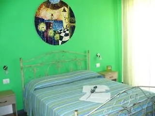L'Angolo Di Laura Comfortable Rooms Guest house 3*