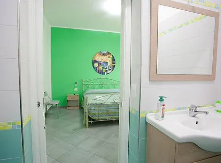 L'Angolo Di Laura Comfortable Rooms 3*