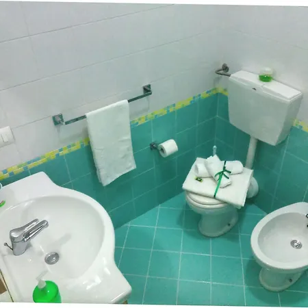 L'Angolo Di Laura Comfortable Rooms Guest house 3*
