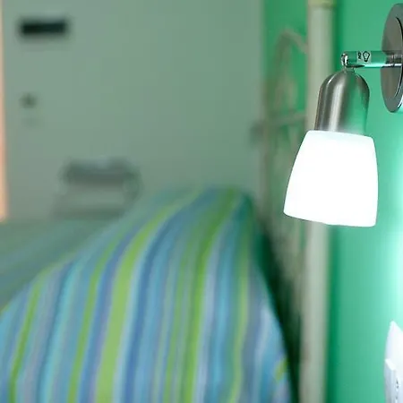 L'Angolo Di Laura Comfortable Rooms 3*